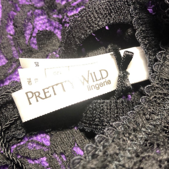 Pretty wild bandits sexy and sensual lingerie - Picture 12 of 15